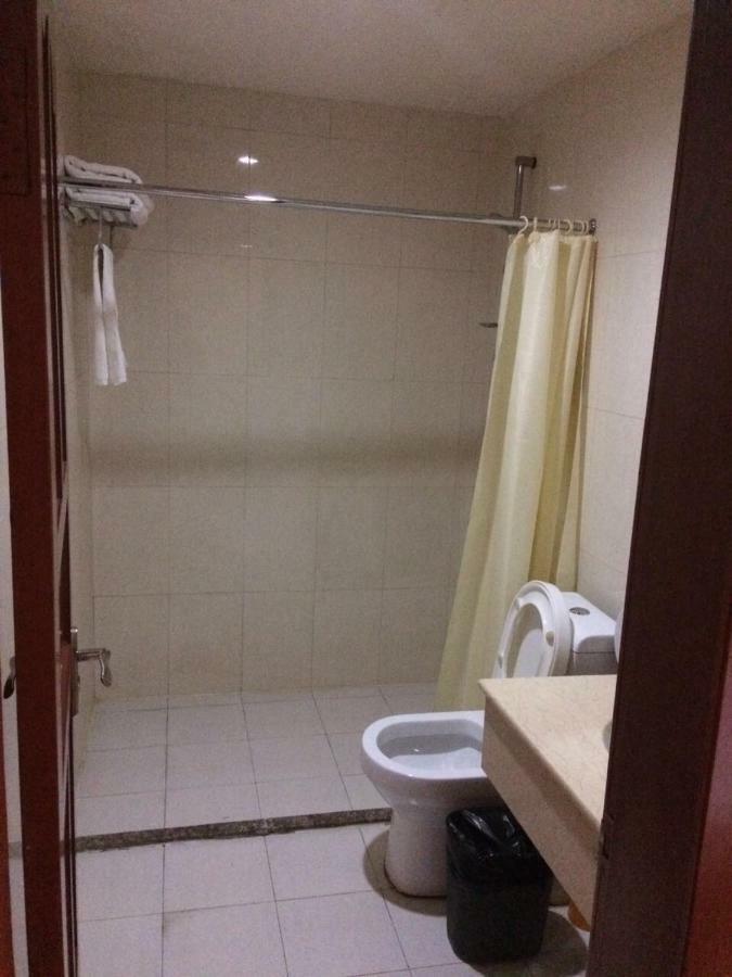 Zolotoi Drakon Hotel อัลมาตี ภายนอก รูปภาพ
